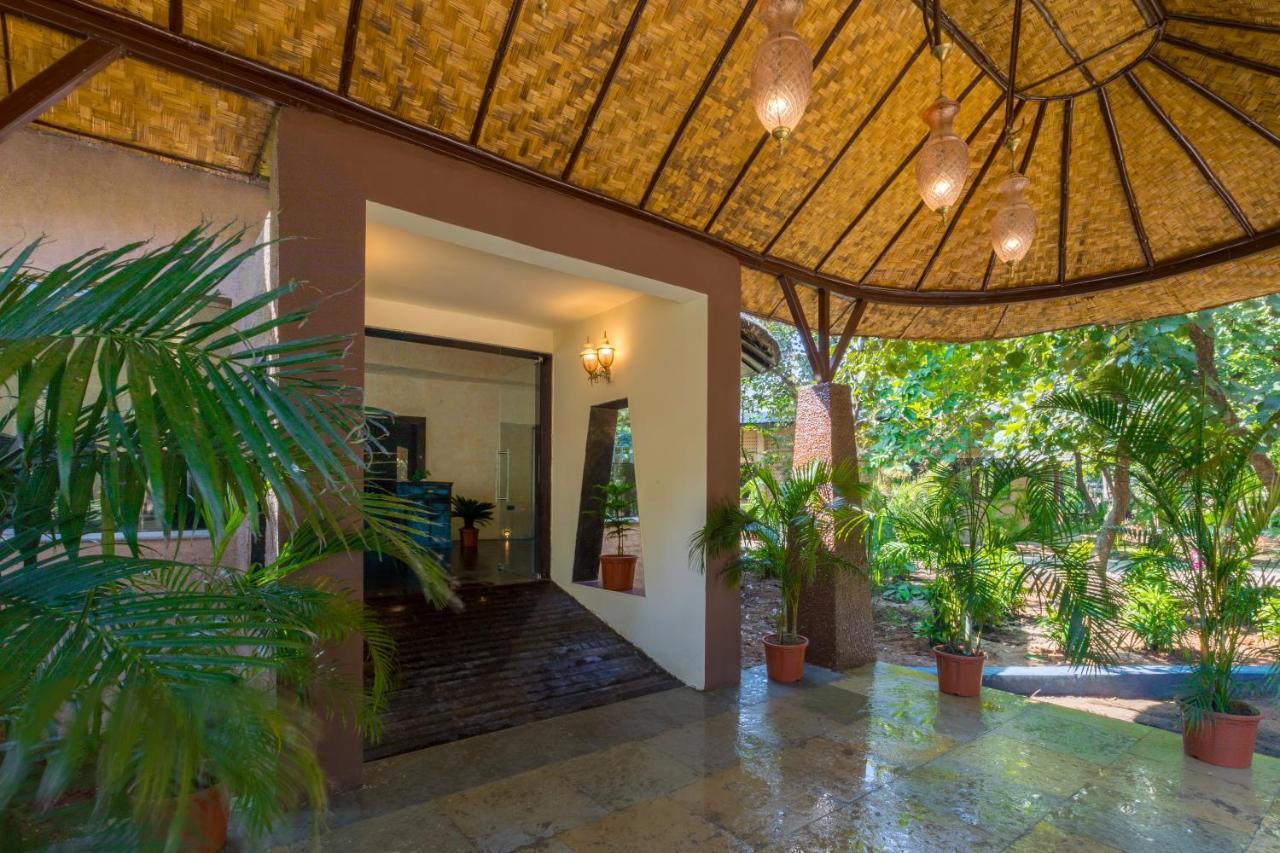 Sterling Padam Pench Hotel Khawasa Exterior photo